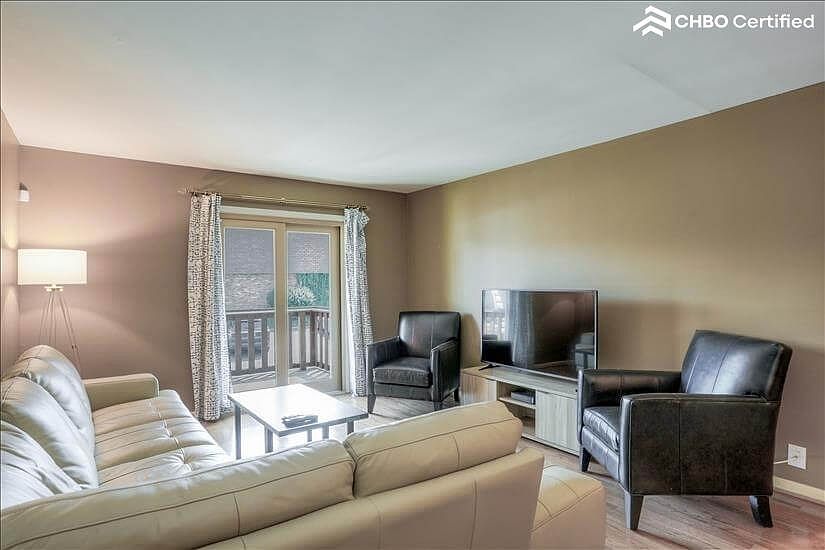 Near TriStar Southern Hills Medical Center