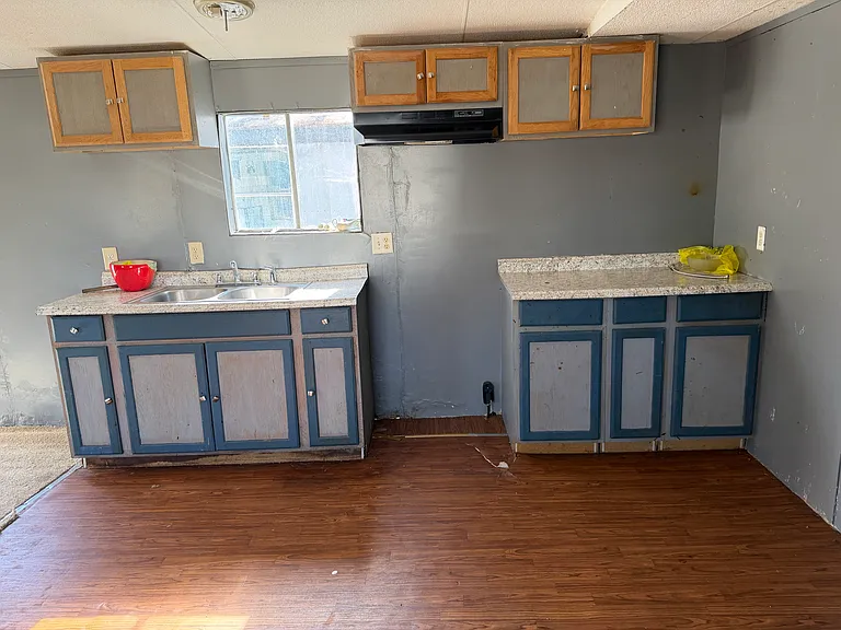 601 McKenzie Dr #9 — Photo 3