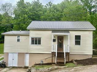 17 Anne St, Pomeroy, OH 45769
