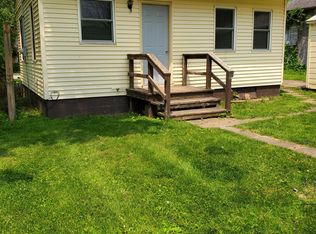 323 W Chestnut St, Hoopeston, IL 60942