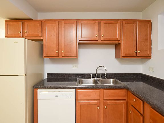 4th image of 1451 W Carmen Ave #H