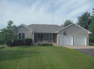6519 Grace Edmond Dr, Meriden, KS 66512