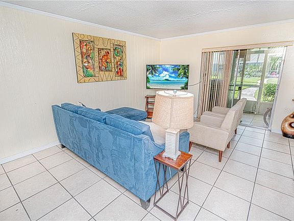 3rd image of 4735 Avon Ct #4735