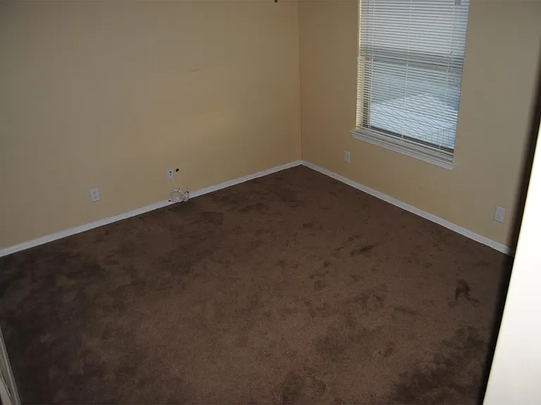 370 Bentridge — Photo 9