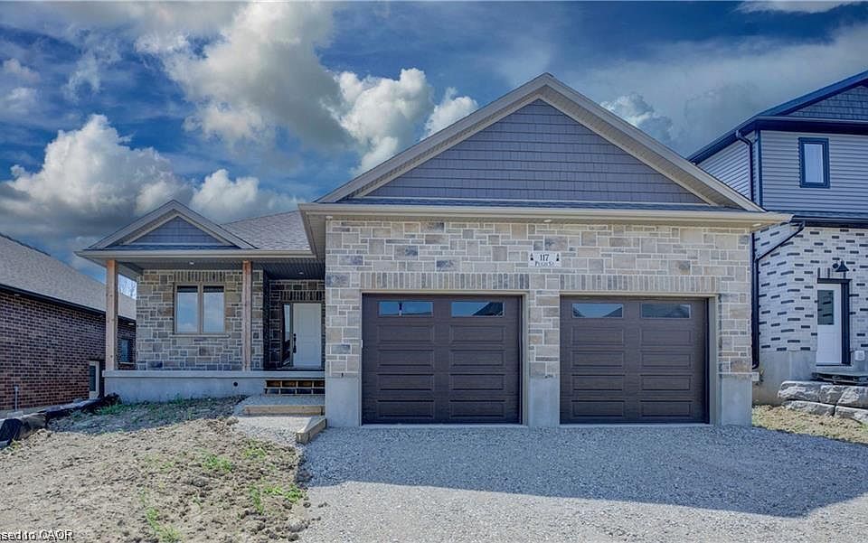 1st image of 69 Avery Pl