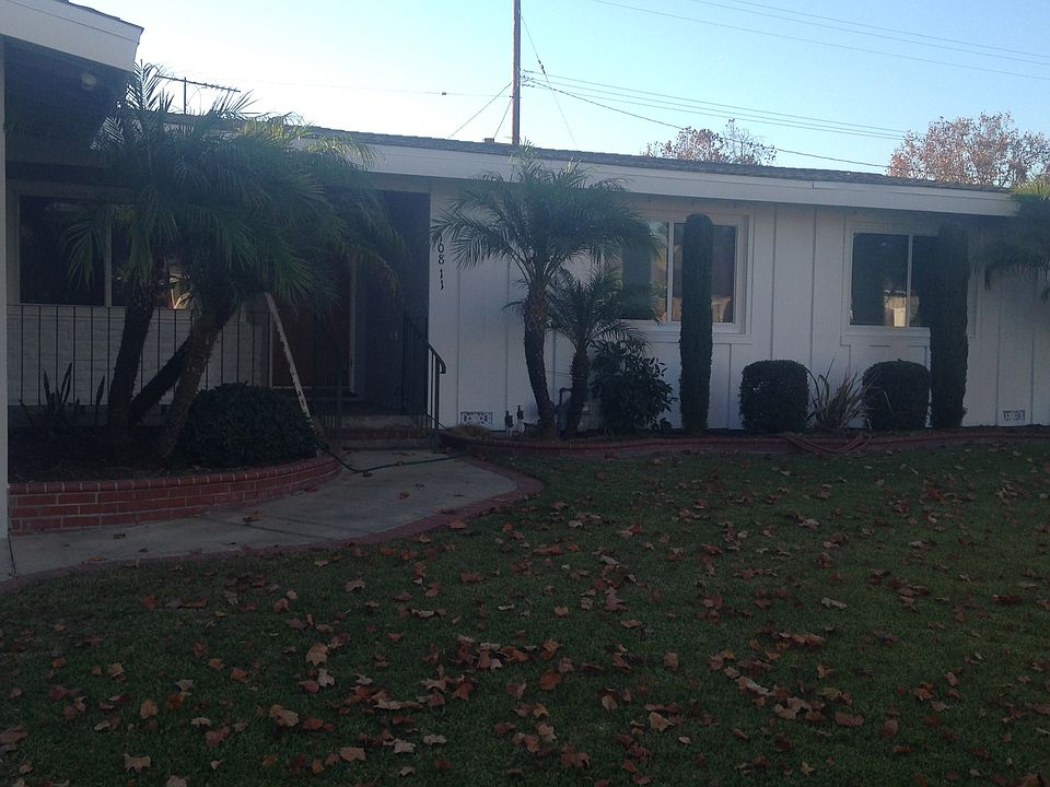 1st image of 10811 Bogardus Ave
