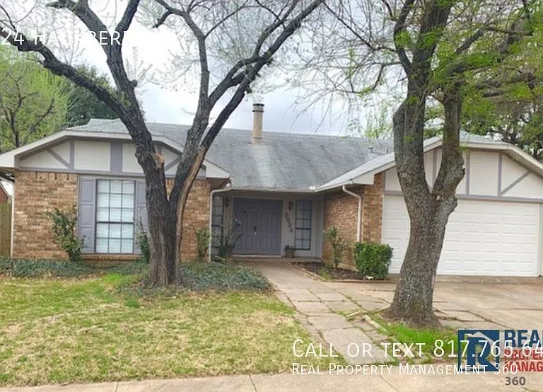 3824 Hackberry Ln — Photo 1