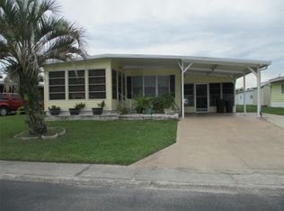 38529 Monet Dr, Zephyrhills, FL 33540