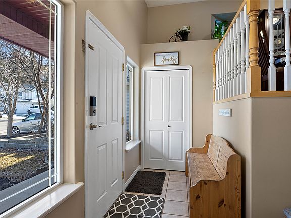 4th image of 2452 Abbeyglen Way