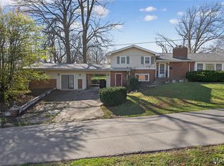 405 Sycamore St, Scott City, MO 63780