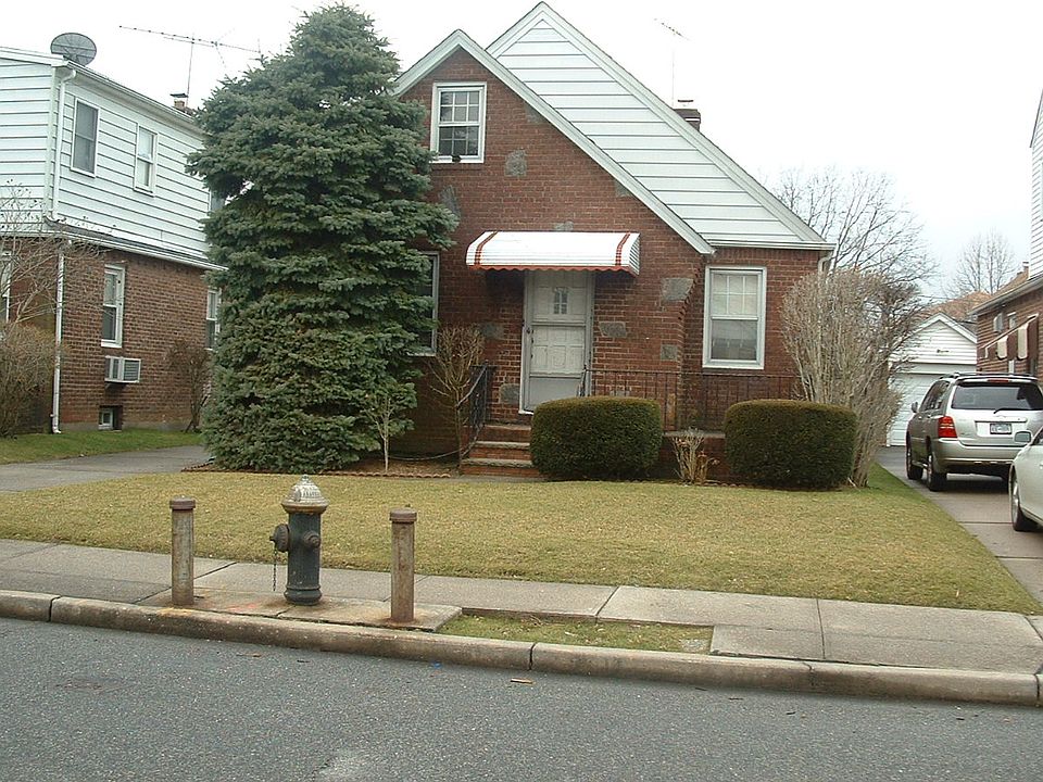1st image of 83-20 257th St