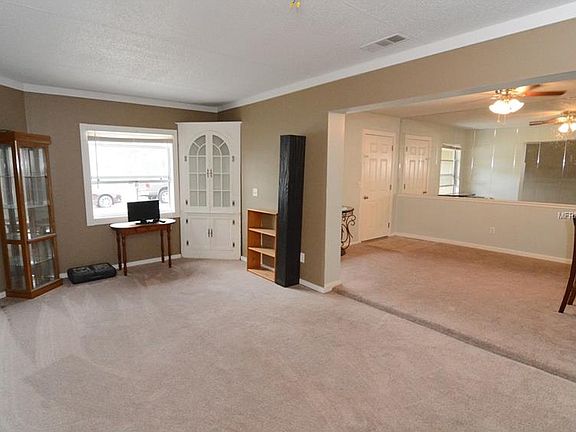 3rd image of 502 W Grandview Way