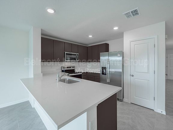 4th image of 6676 SW 81st Loop