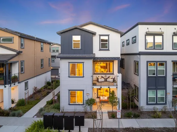 2815 Crusader St, Alameda, CA 94501