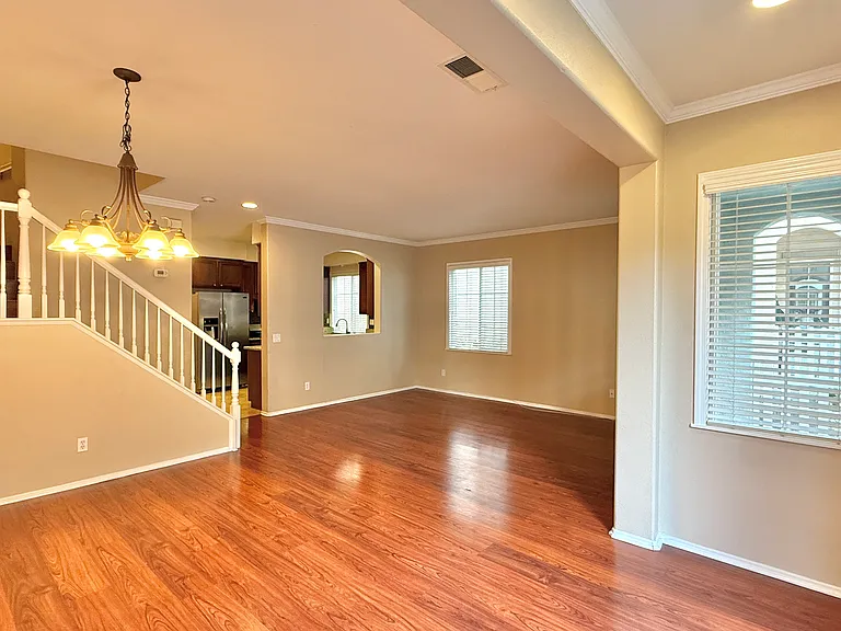 1452 Trouville Ln — Photo 3