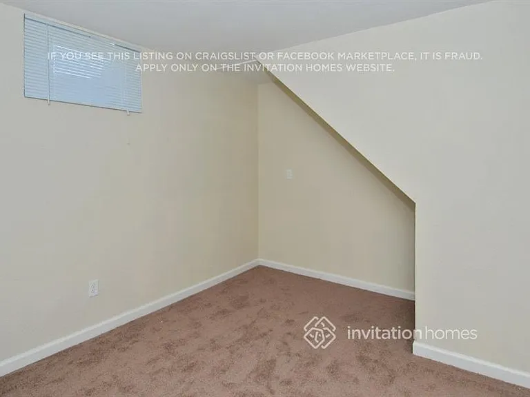 5524 Elkhart St — Photo 14
