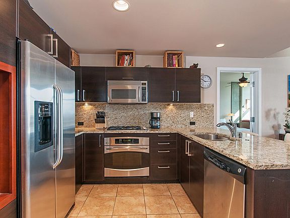 5th image of 800 The Mark Ln Unit 1607