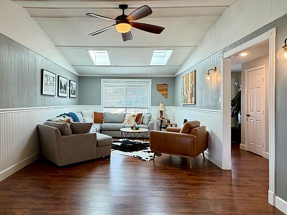 4th image of 3267 Corey Dr