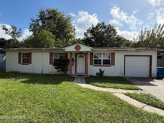 3rd image of 2423 GREEN OAK Drive