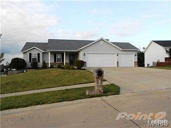1st image of 11 Hillsdale Dr