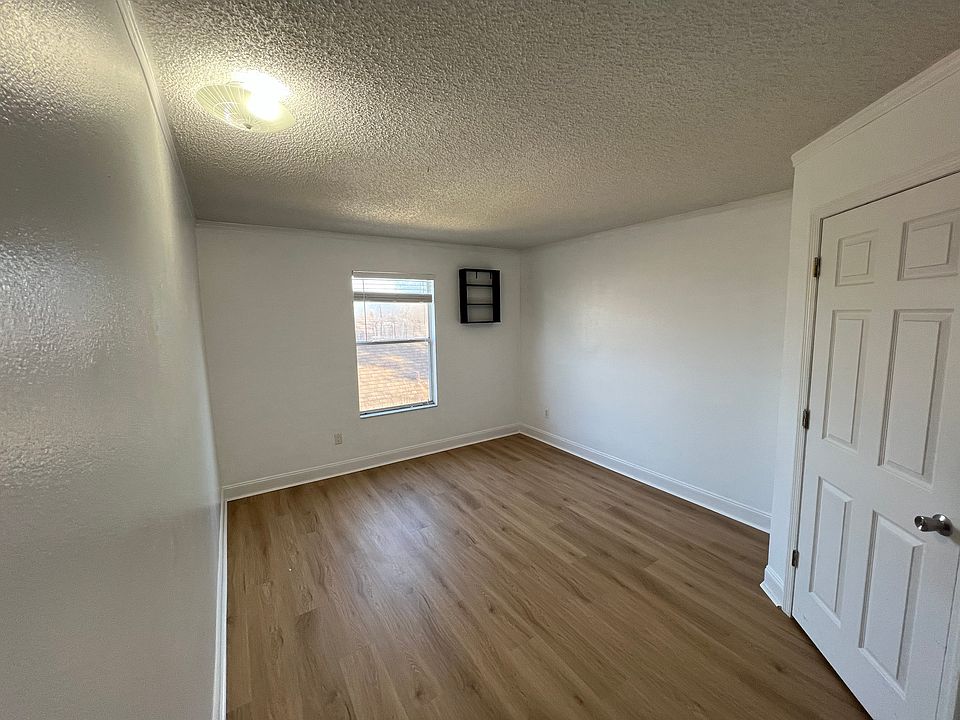 1st image of 10514 Sun Villa Blvd Floor 3