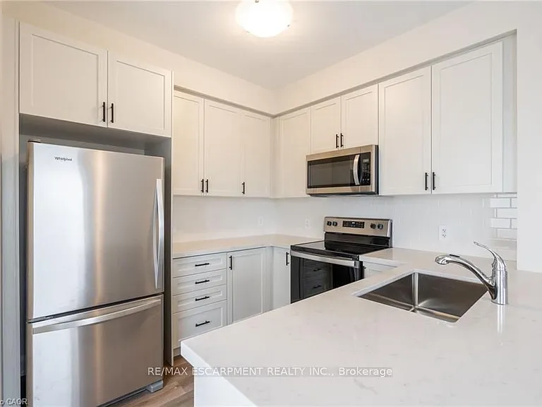 1585 Rose Way #119 — Photo 9