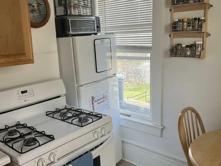604 Emmet St #5 — Photo 9