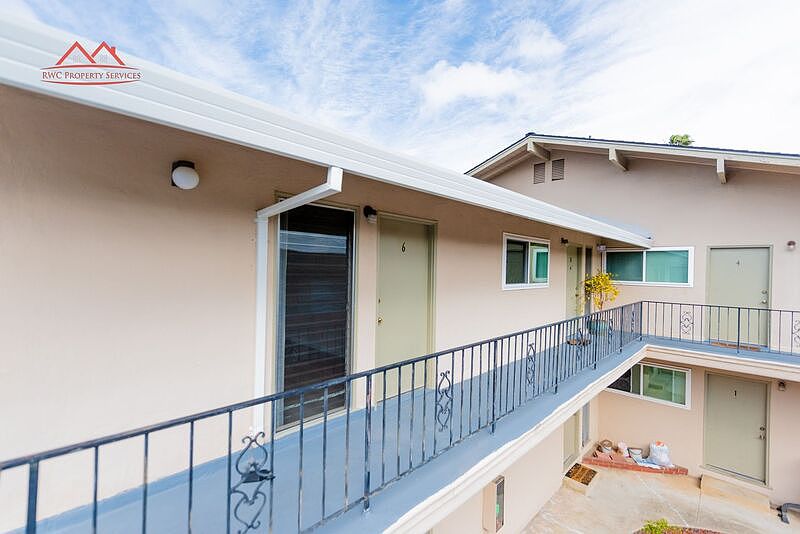 1st image of 1663 Ontario Dr #6