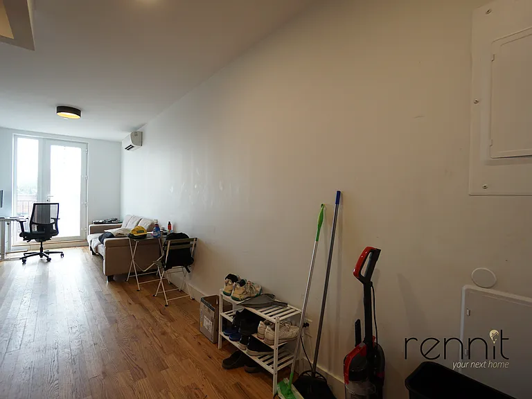 1196 Bedford Ave #4B — Photo 2