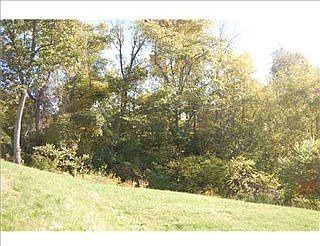 2nd image of 1506 Jennifer Ct