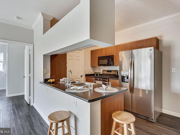 4th image of 19606 Galway Bay Cir APT 201