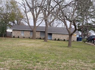 809 Central Ave, Elgin, TX 78621