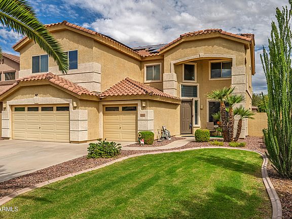 3rd image of 44070 W YUCCA Lane