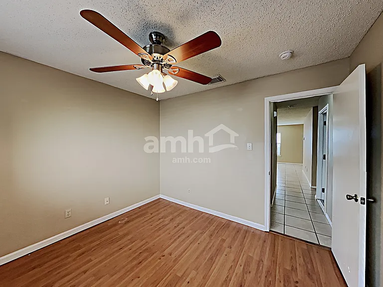 9731 Criswell Crk — Photo 11