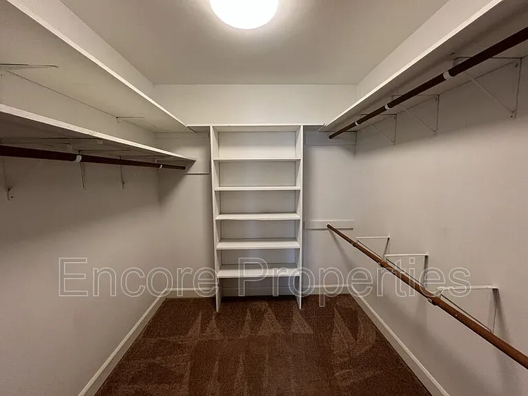 105 Baybrook Ct — Photo 20