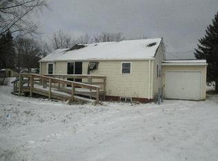 418 4th St NW, Wadena, MN 56482