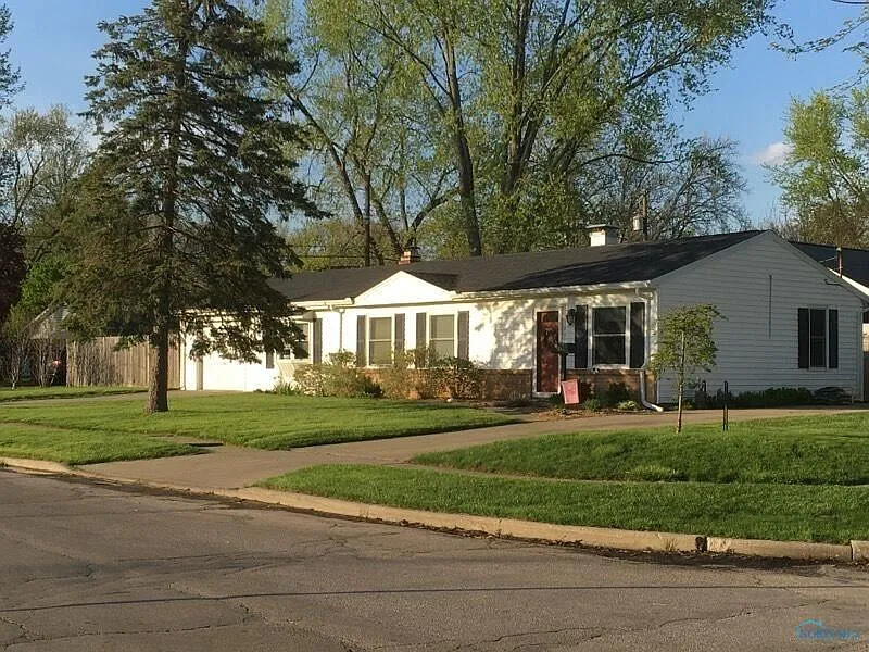 143 Derbyshire Rd photo 1