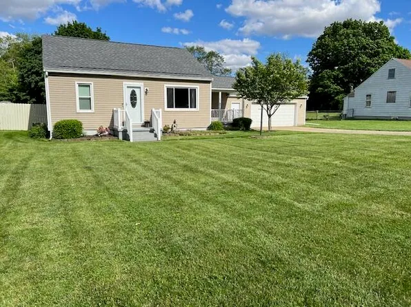 122 Oaksmere Rd, Springfield, OH 45503