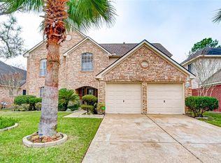 2806 Foxden Dr, Pearland, TX 77584