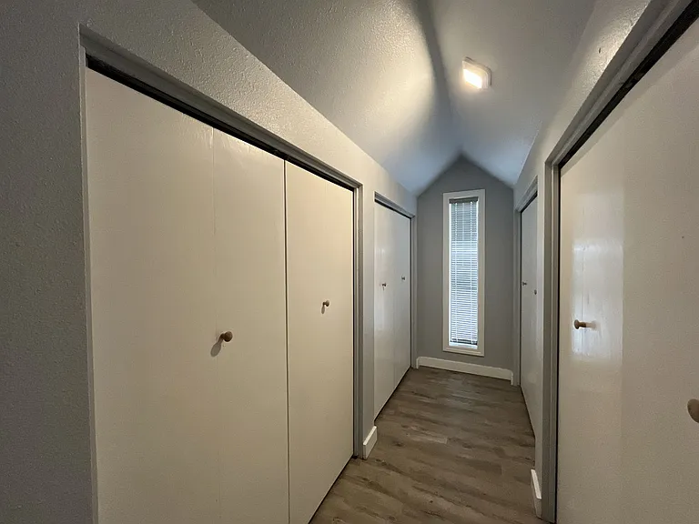 13208 NE Glisan St — Photo 35