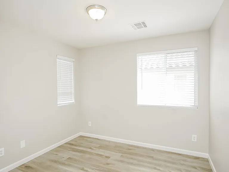 987 Monte De Oro Ave — Photo 14