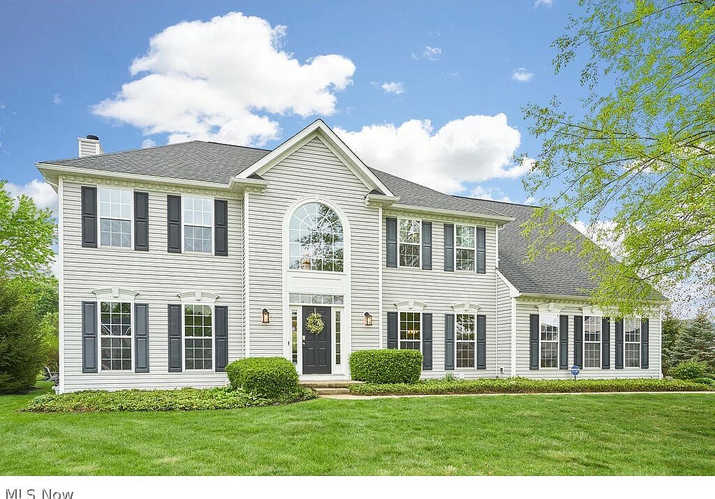 5172 Shillings Way, Akron, OH 44321 | Zillow