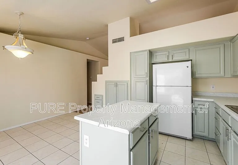 17906 N 92nd Ln — Photo 9