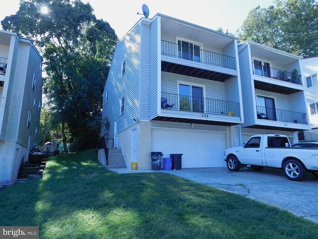 508 Gia Cir photo 1