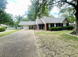 1230 Michael St, Flowood, MS 39232