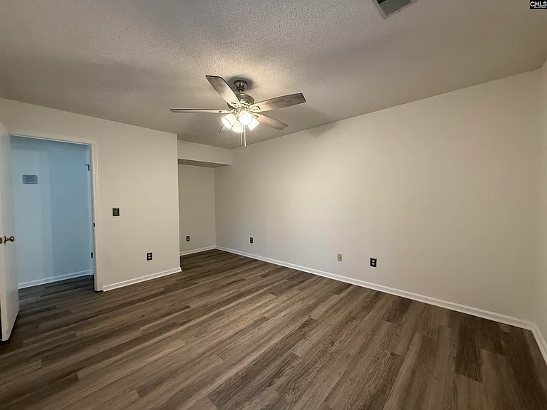 104 Tee Ct — Photo 12
