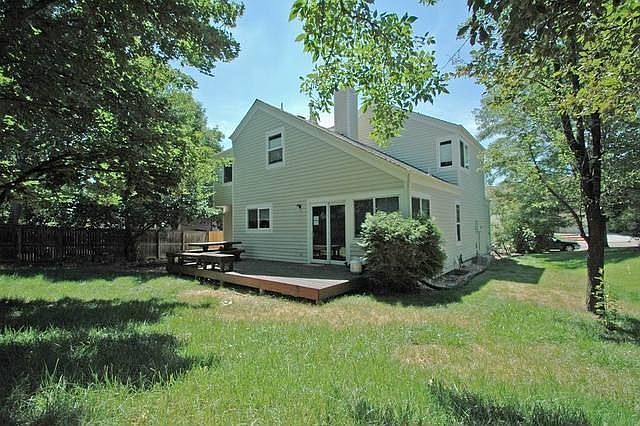 2nd image of 923 Eldorado Ln