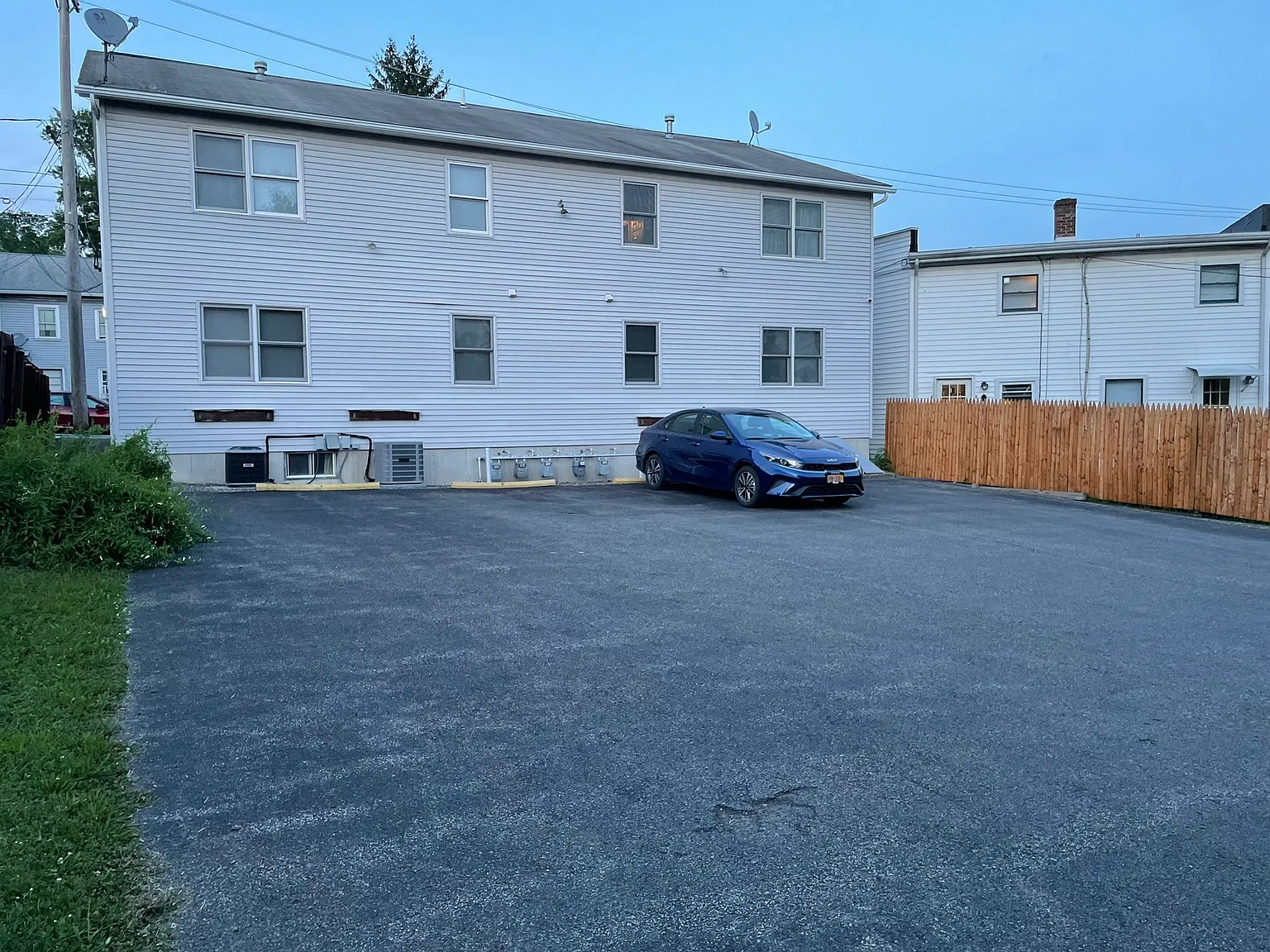 2 bed, 725 sqft, $1,850 — Photo 3