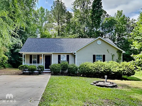 589 Spaniel Ln, Clayton, NC 27520