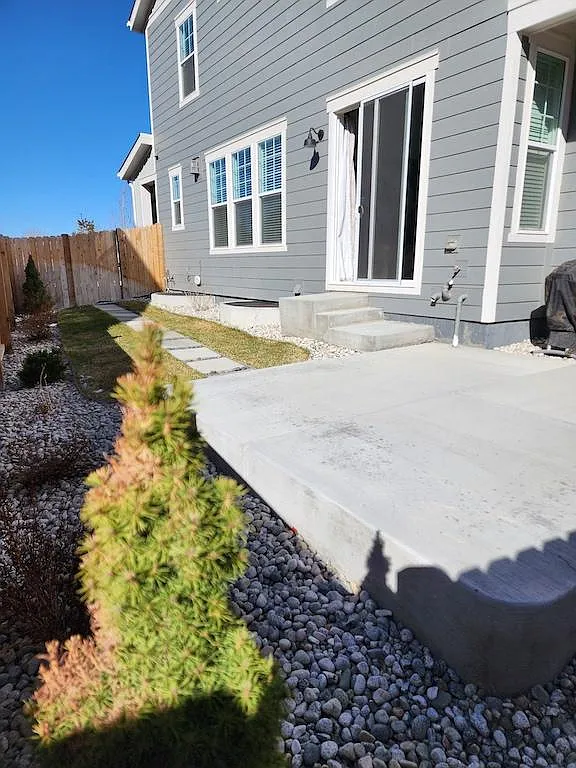 4 bed, 3.5 bath, 2900 sqft, $3,500 — Photo 4